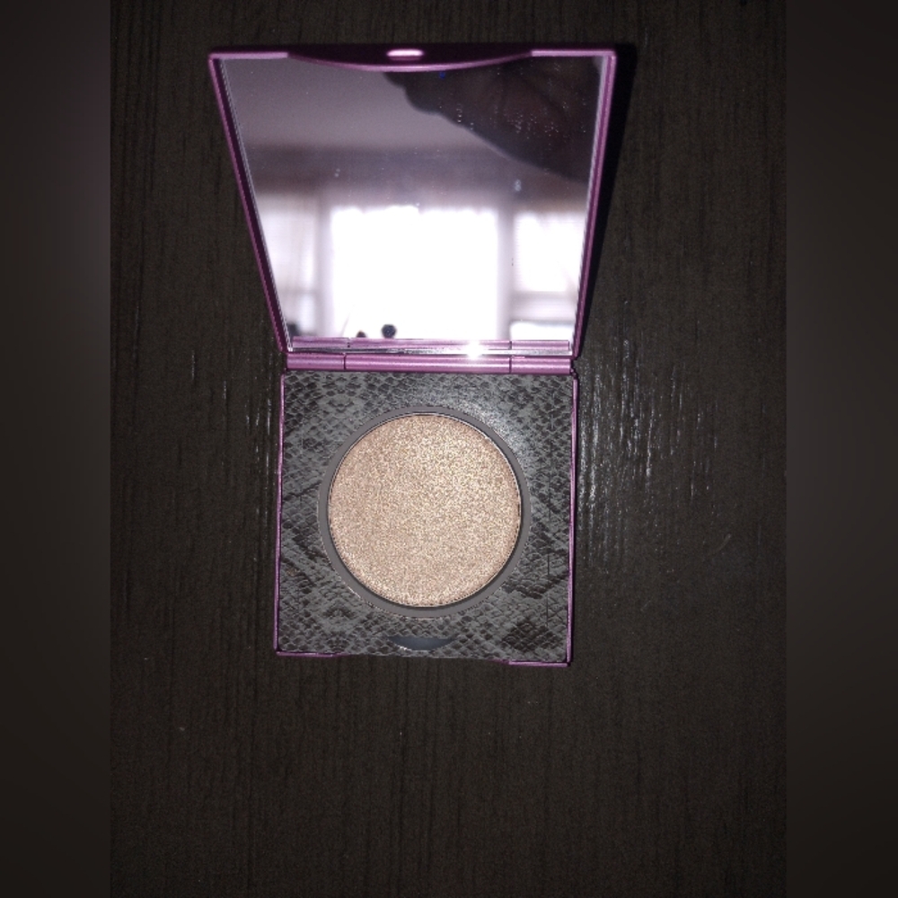 Highlighter Compact - Mally Luminizer Heavenly